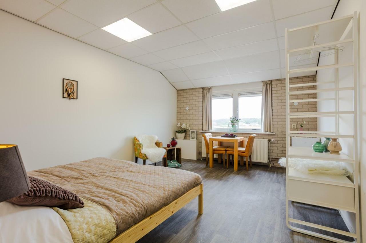 Hotel Corfwater Петтен Экстерьер фото